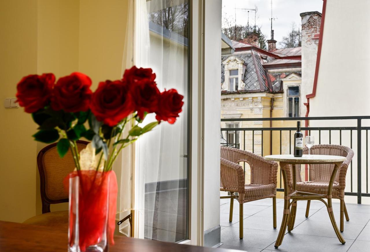 Residence Romanza Mariánské Lázně Exteriör bild