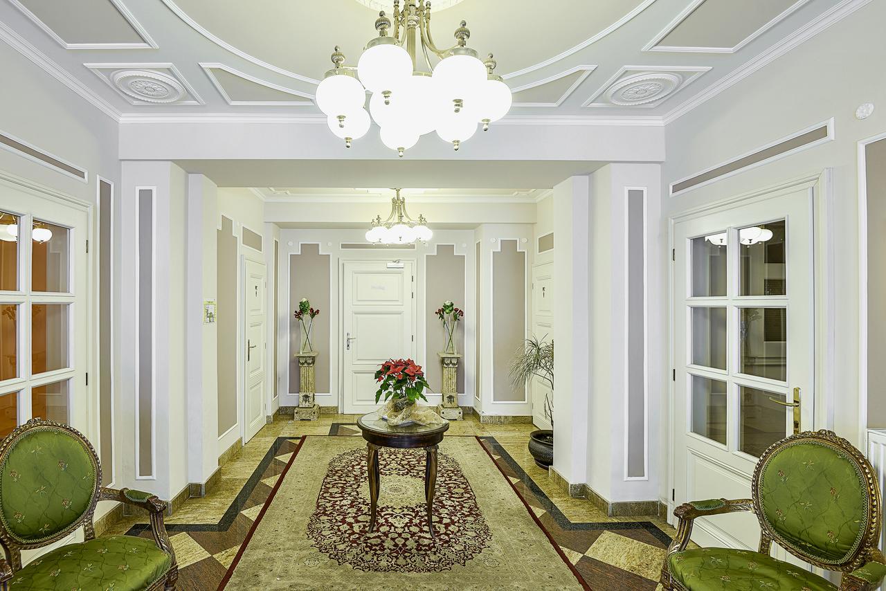 Residence Romanza Mariánské Lázně Exteriör bild